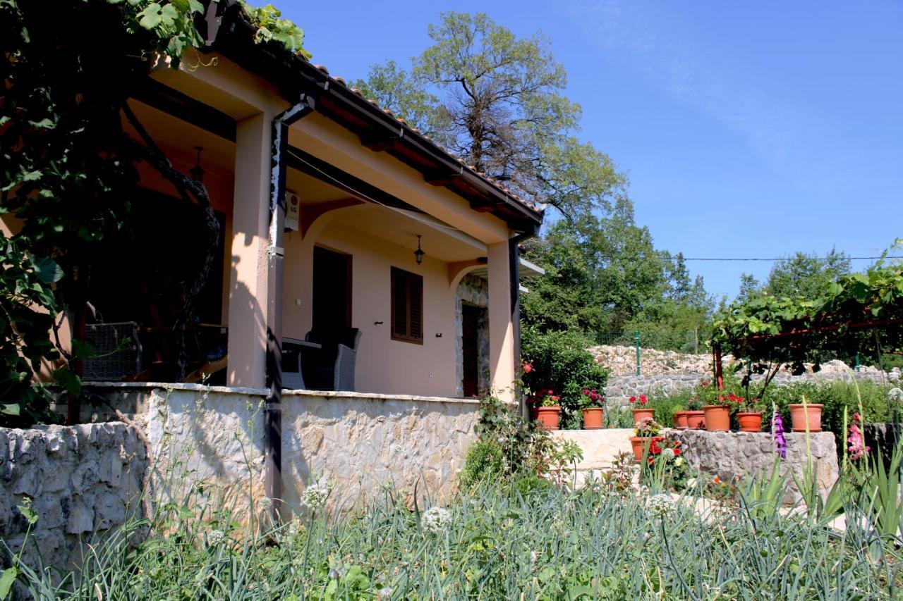 Holiday Home Gazevic Virpazar Exterior foto