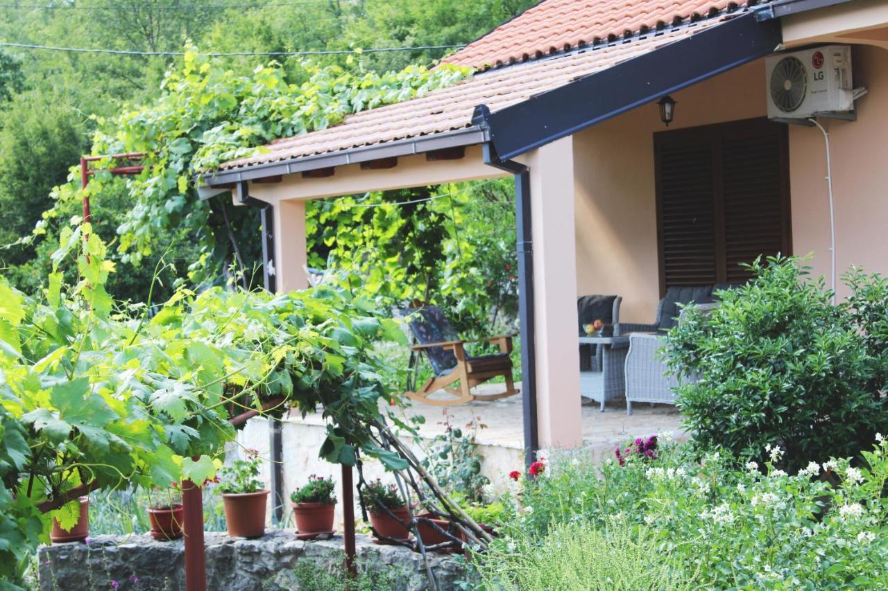 Holiday Home Gazevic Virpazar Exterior foto